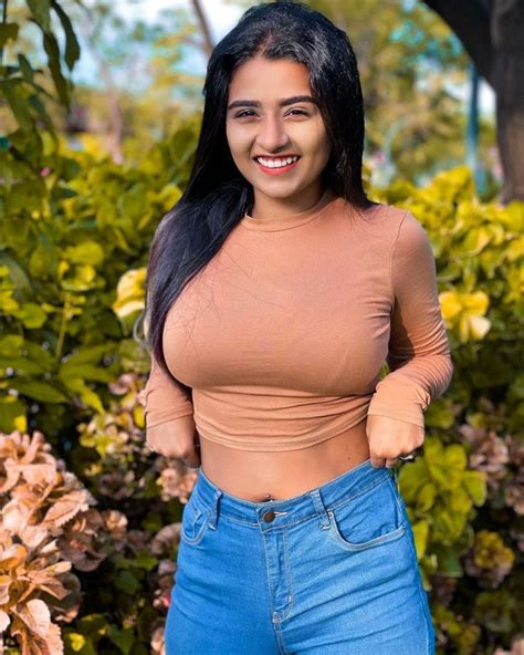 indian big boobs girl|No bra challenge by Indian girls. Instagram reels compilation.